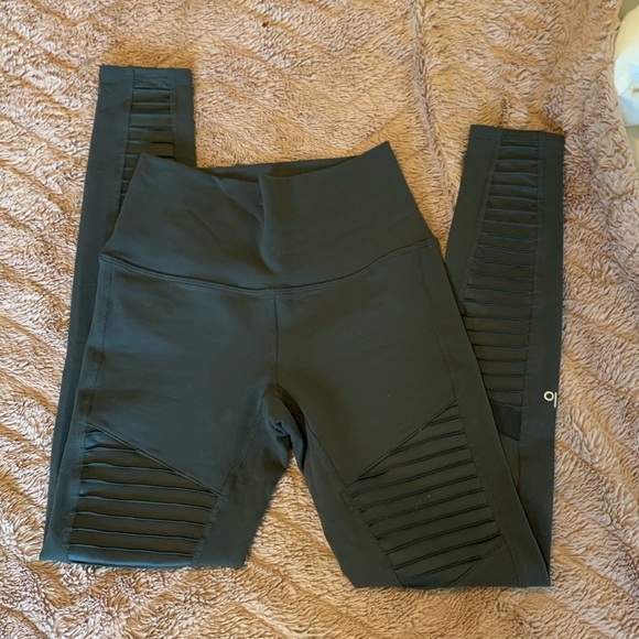 ALO Yoga Pants - Alo Yoga Moto Leggings